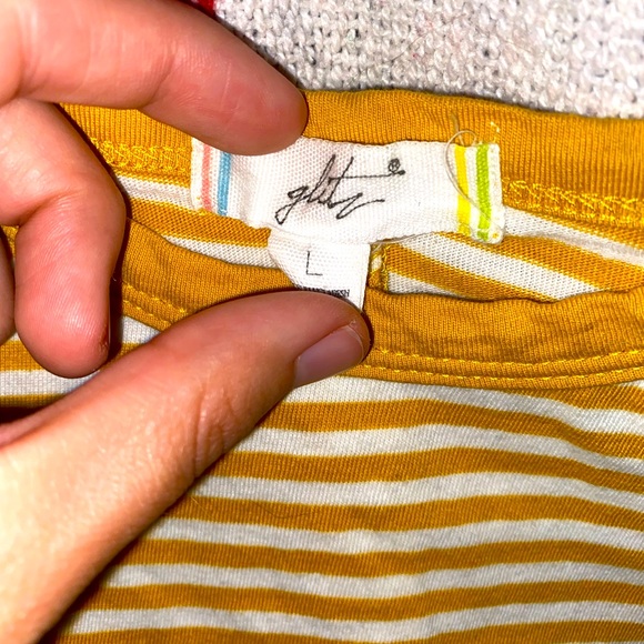 GLITZ TANK TOP - Picture 2 of 3